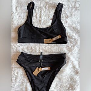 SKIMS Swim Set